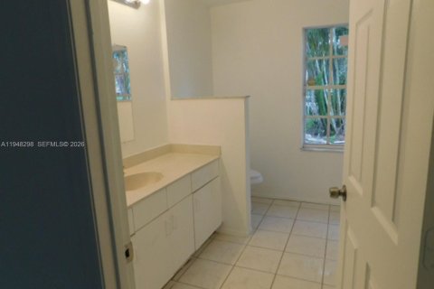 Купить виллу или дом в Порт-Сент-Луси, Флорида 4 спальни, 150.59м2, № 2008519 - фото 11