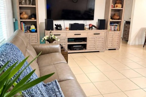 Casa en venta en Fort Lauderdale, Florida, 3 dormitorios, 97.27 m2 № 2387027 - foto 9
