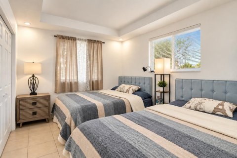 Casa en venta en Fort Lauderdale, Florida, 3 dormitorios, 97.27 m2 № 2387027 - foto 10