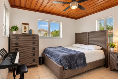 Casa en venta en Fort Lauderdale, Florida, 3 dormitorios, 97.27 m2 № 2387027 - foto 11
