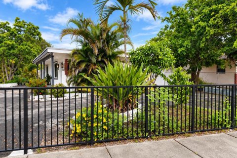 Casa en venta en Fort Lauderdale, Florida, 3 dormitorios, 97.27 m2 № 2387027 - foto 3