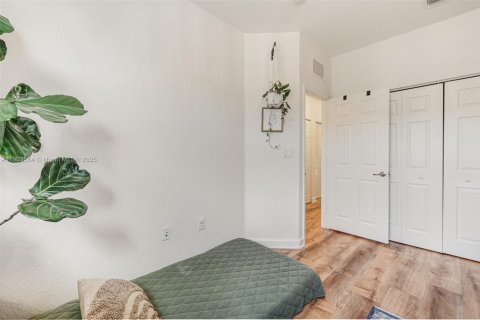 Townhouse in Miami, Florida 3 bedrooms, 164.53 sq.m. № 1954924 - photo 26