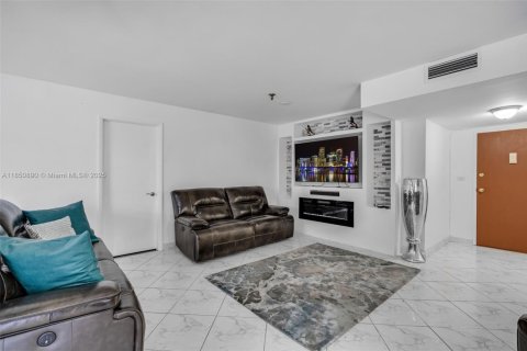 Copropriété à vendre à Miami, Floride: 2 chambres, 111.2 m2 № 1958500 - photo 3