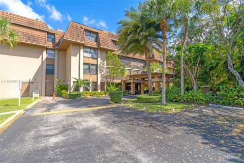 Copropriété à vendre à Miami, Floride: 2 chambres, 111.2 m2 № 1958500 - photo 1