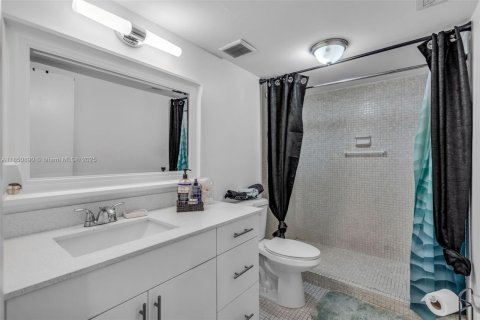 Copropriété à vendre à Miami, Floride: 2 chambres, 111.2 m2 № 1958500 - photo 19