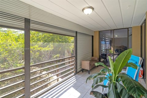 Copropriété à vendre à Miami, Floride: 2 chambres, 111.2 m2 № 1958500 - photo 20
