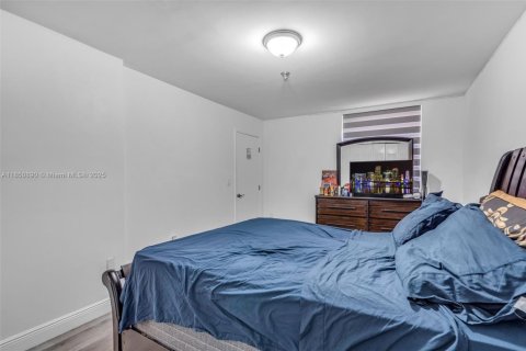 Copropriété à vendre à Miami, Floride: 2 chambres, 111.2 m2 № 1958500 - photo 18