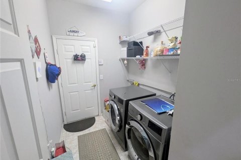 House in Tampa, Florida 3 bedrooms, 193.24 sq.m. № 2226990 - photo 26