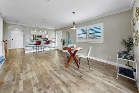 Townhouse in Apollo Beach, Florida 3 bedrooms, 157.93 sq.m. № 2092745 - photo 12