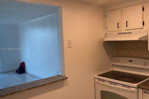 Condominio en venta en North Miami Beach, Florida, 1 dormitorio, 66.89 m2 № 2036455 - foto 7