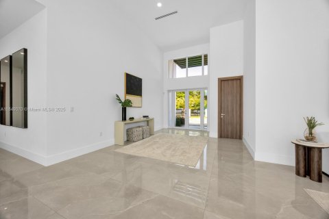 Купить виллу или дом в Майами, Флорида 4 спальни, 552.12м2, № 1850637 - фото 13