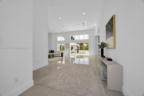 Купить виллу или дом в Майами, Флорида 4 спальни, 552.12м2, № 1850637 - фото 12