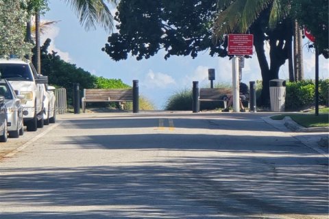 Снять в аренду квартиру в Помпано-Бич, Флорида 1 спальня, 326.18м2, № 2034758 - фото 7