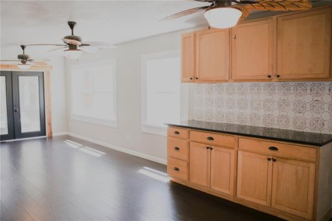 House in Winter Haven, Florida 3 bedrooms, 229.1 sq.m. № 1626821 - photo 19