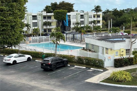 Copropriété à louer à Miami, Floride: 2 chambres, 97.55 m2 № 2010933 - photo 21