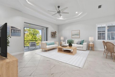 House in Placida, Florida 3 bedrooms, 197.51 sq.m. № 1721147 - photo 9