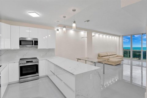 Condominio en alquiler en Sunny Isles Beach, Florida, 3 dormitorios, 143.91 m2 № 1995651 - foto 14