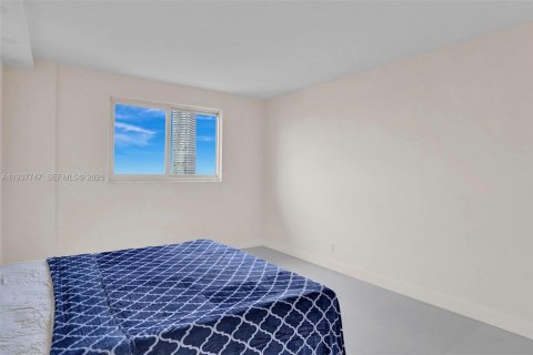 Condominio en alquiler en Sunny Isles Beach, Florida, 3 dormitorios, 143.91 m2 № 1995651 - foto 16