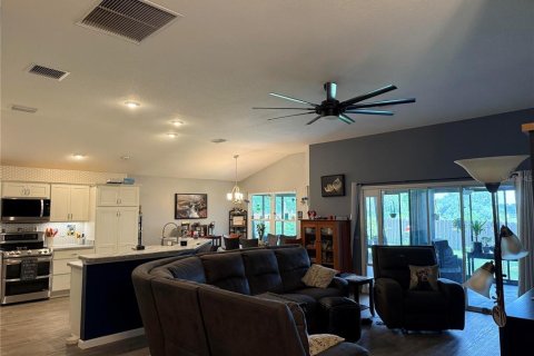 Villa ou maison à vendre à Oxford, Floride: 4 chambres, 183.76 m2 № 1881068 - photo 7