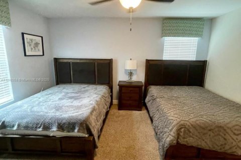 Villa ou maison à vendre à Kissimmee, Floride: 5 chambres, 286.23 m2 № 1980051 - photo 21