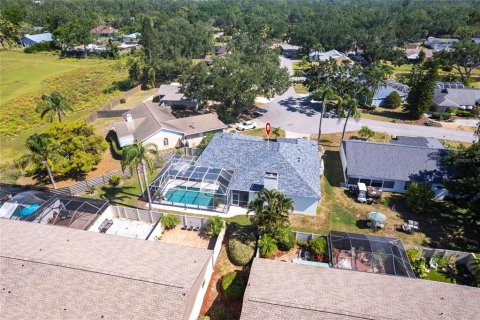 House in Sarasota, Florida 4 bedrooms, 188.96 sq.m. № 1722313 - photo 12