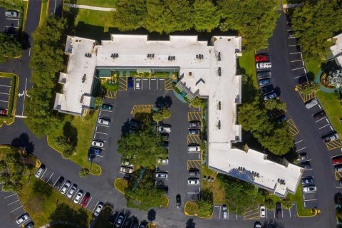Condo in Tamarac, Florida, 1 bedroom  № 2191461 - photo 20