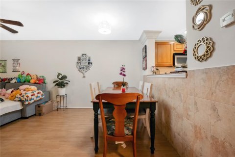 Condominio en venta en Davie, Florida, 2 dormitorios, 92.9 m2 № 2043986 - foto 4