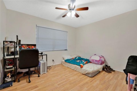 Condominio en venta en Davie, Florida, 2 dormitorios, 92.9 m2 № 2043986 - foto 16