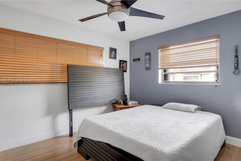 Купить таунхаус в Майами, Флорида 3 спальни, 161.37м2, № 2049316 - фото 16