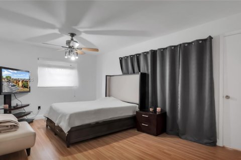 Купить таунхаус в Майами, Флорида 3 спальни, 161.37м2, № 2049316 - фото 10