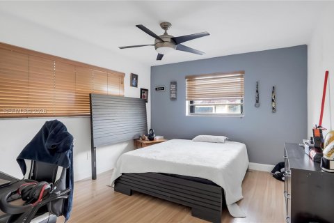 Купить таунхаус в Майами, Флорида 3 спальни, 161.37м2, № 2049316 - фото 17