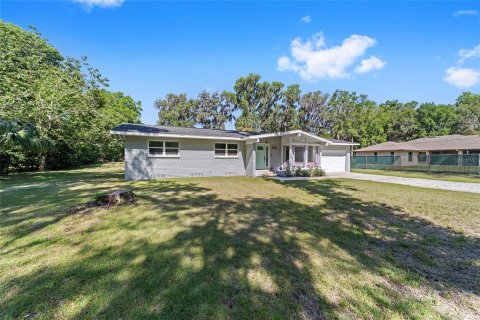 House in Ocala, Florida 3 bedrooms, 146.23 sq.m. № 1651766 - photo 4