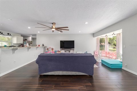 House in Ocala, Florida 3 bedrooms, 146.23 sq.m. № 1651766 - photo 6