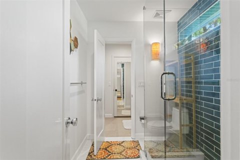 House in Tampa, Florida 4 bedrooms, 297.38 sq.m. № 1876900 - photo 26