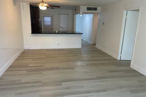 Copropriété à vendre à Dania Beach, Floride: 2 chambres, 94.76 m2 № 1977297 - photo 6