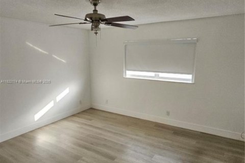 Copropriété à vendre à Dania Beach, Floride: 2 chambres, 94.76 m2 № 1977297 - photo 9