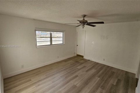 Copropriété à vendre à Dania Beach, Floride: 2 chambres, 94.76 m2 № 1977297 - photo 5