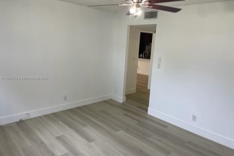 Copropriété à vendre à Dania Beach, Floride: 2 chambres, 94.76 m2 № 1977297 - photo 7