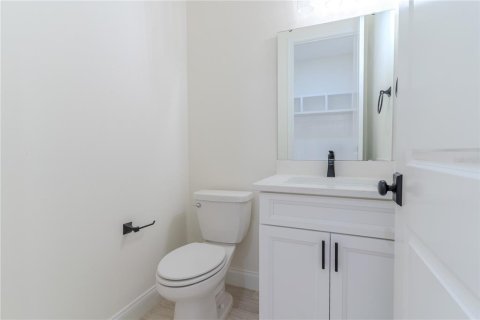 House in Babson Park, Florida 4 bedrooms, 218.69 sq.m. № 1851896 - photo 26