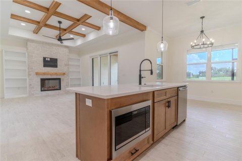 House in Babson Park, Florida 4 bedrooms, 218.69 sq.m. № 1851896 - photo 9