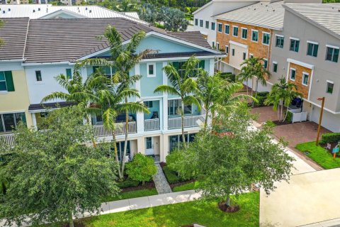 Adosado en Palm Beach Gardens, Florida 3 dormitorios, 209.22 m2 № 2168509