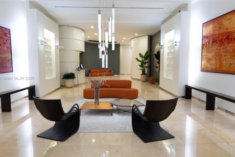 Купить кондоминиум в Майами, Флорида 2 спальни, 136.29м2, № 1958338 - фото 5