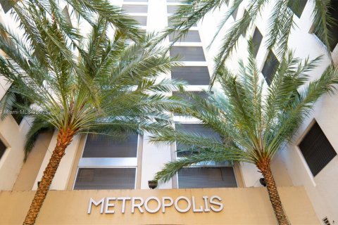 Купить кондоминиум в Майами, Флорида 2 спальни, 136.29м2, № 1958338 - фото 4