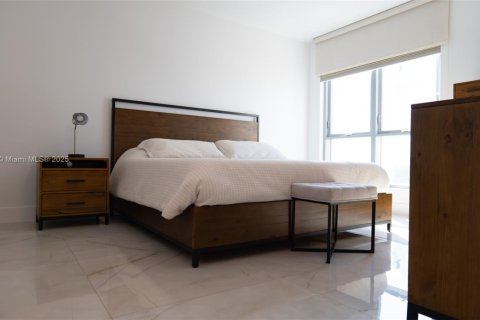 Купить кондоминиум в Майами, Флорида 2 спальни, 136.29м2, № 1958338 - фото 14