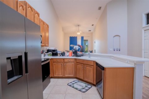 Adosado en venta en Winter Haven, Florida, 3 dormitorios, 131.83 m2 № 2144935 - foto 6