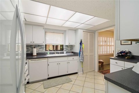 Copropriété à vendre à Bradenton, Floride: 2 chambres, 118.91 m2 № 2120081 - photo 11