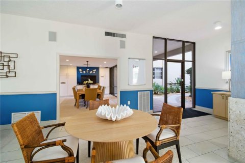 Copropriété à vendre à Bradenton, Floride: 2 chambres, 118.91 m2 № 2120081 - photo 28