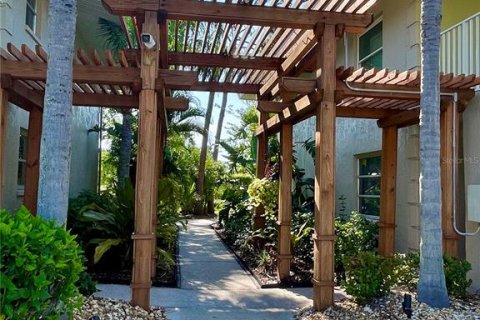 Condo in Sarasota, Florida, 1 bedroom  № 1831242 - photo 29