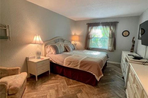 Condo in Sarasota, Florida, 1 bedroom  № 1831242 - photo 15