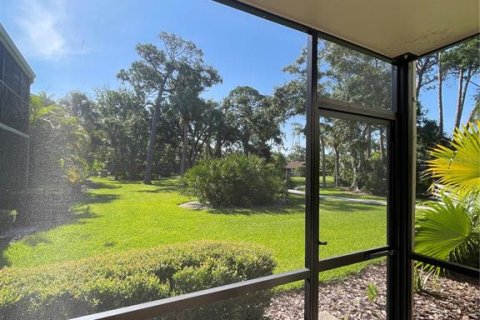 Condo in Sarasota, Florida, 1 bedroom  № 1831242 - photo 23